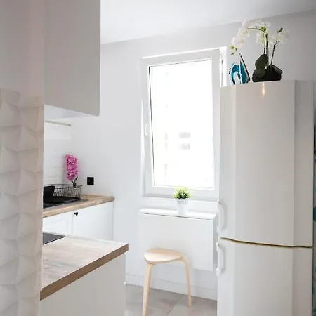 Проживание в семье Clicktheflat Jasna Palace Of Culture