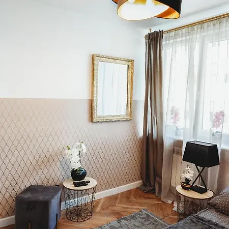 Проживание в семье Clicktheflat Jasna Palace Of Culture Варшава